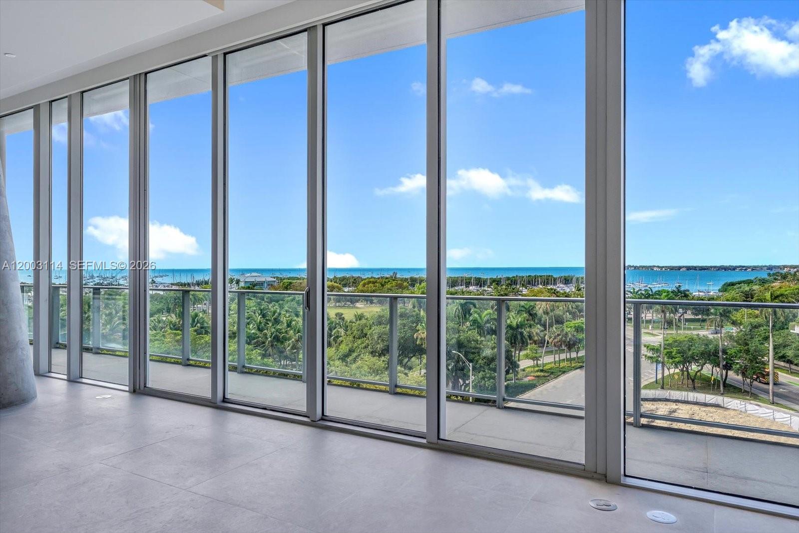 DINNER KEY - Residential