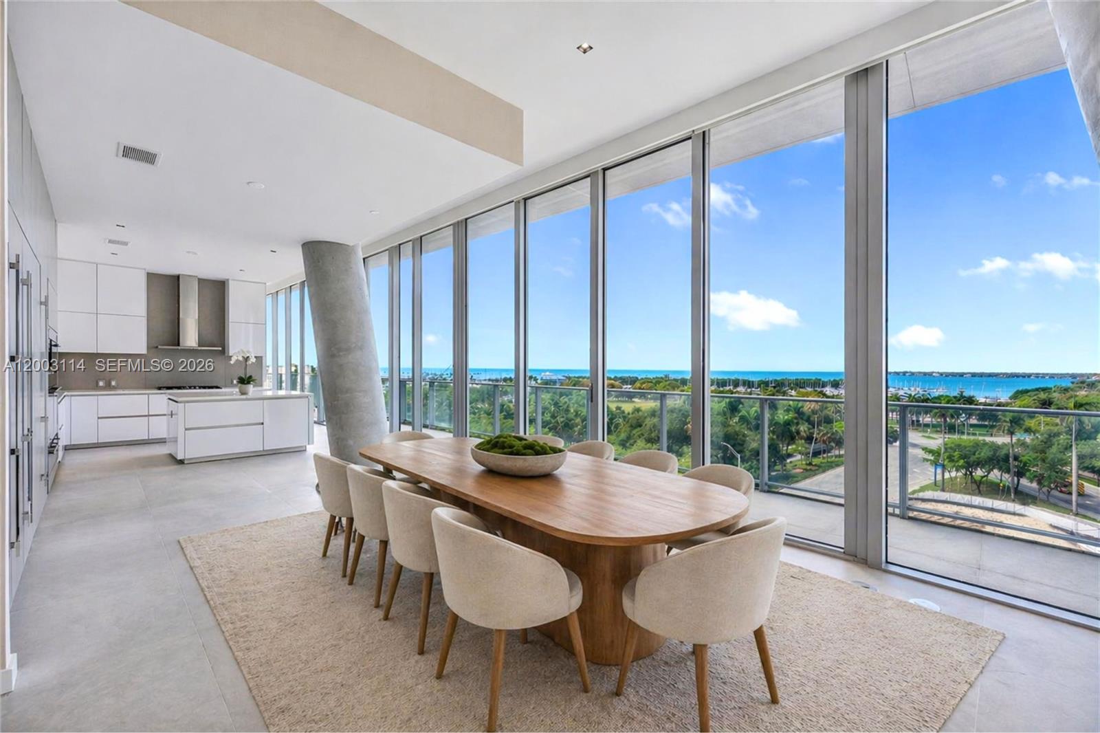 DINNER KEY - Residential
