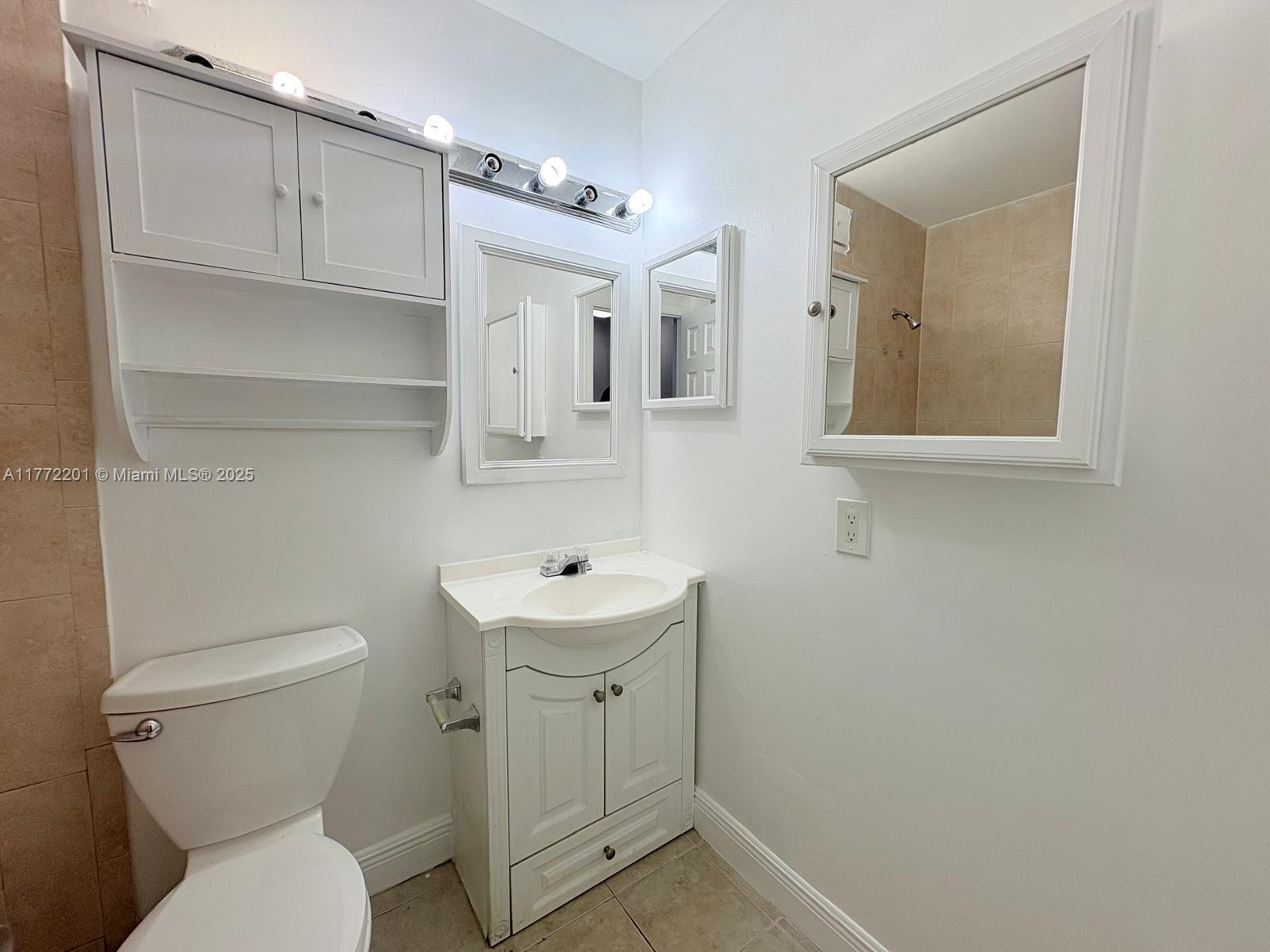 GARDEN FRONT VILLAS CONDO - Residential Lease
