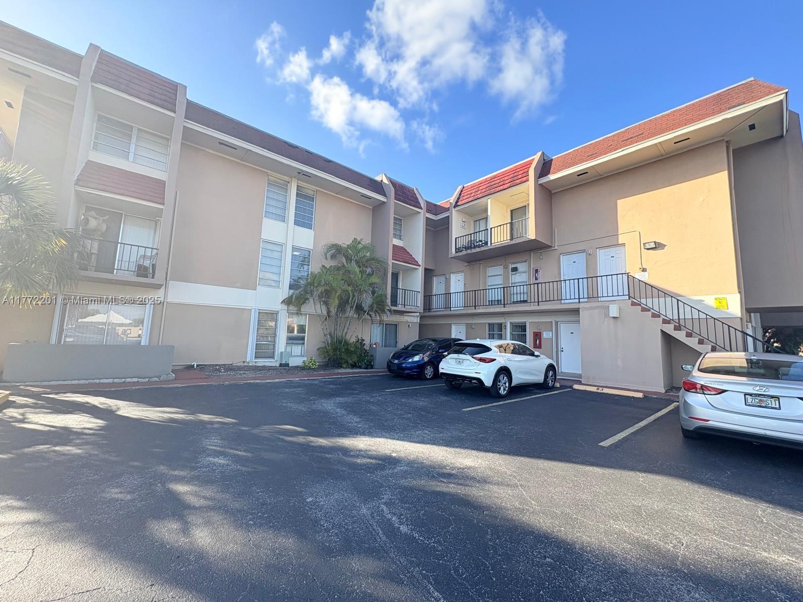 GARDEN FRONT VILLAS CONDO - Residential Lease