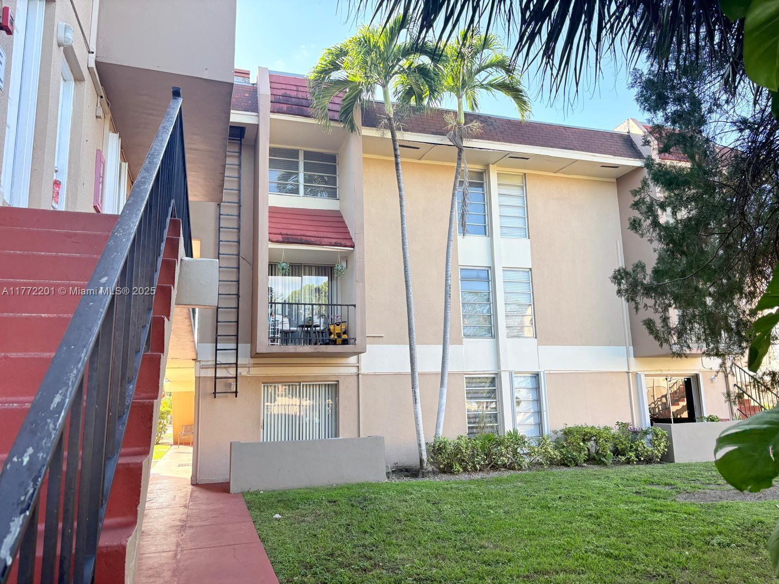 GARDEN FRONT VILLAS CONDO - Residential Lease
