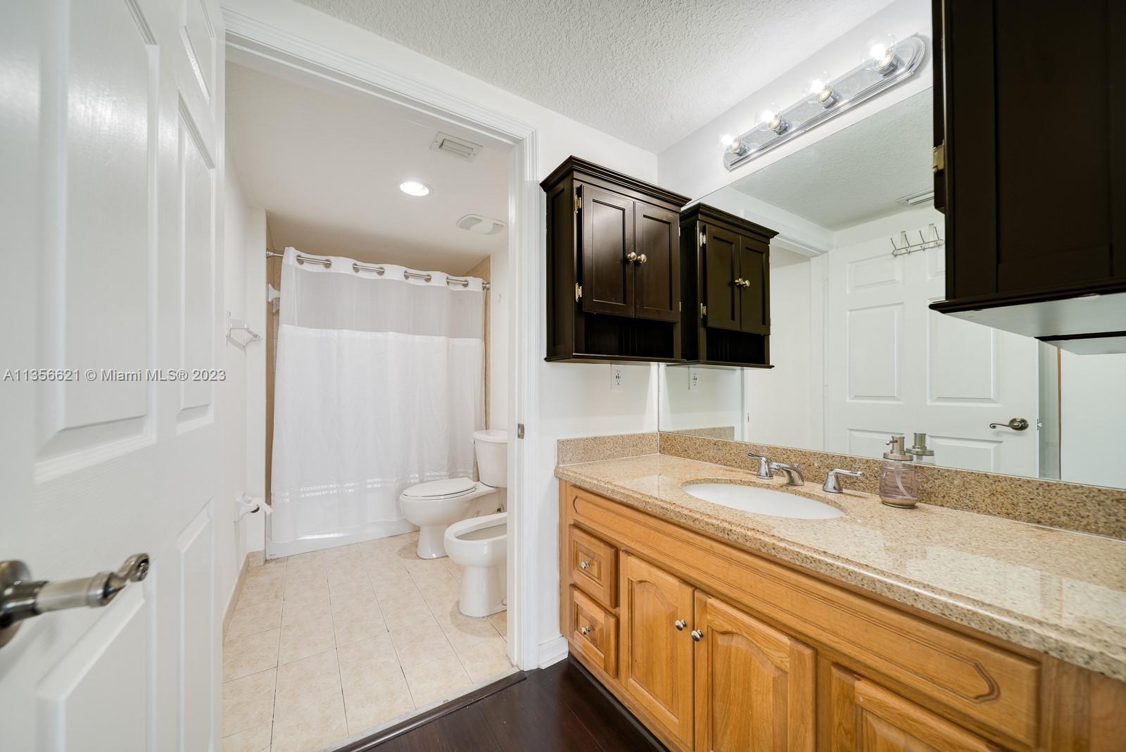 KEYSTONE PARK CONDO - Residential Lease