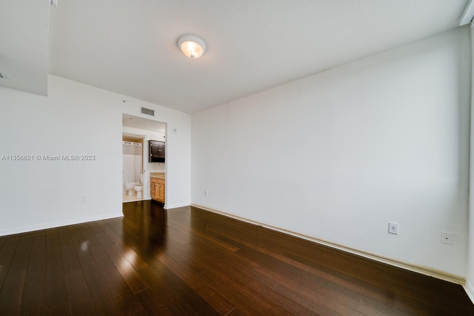 KEYSTONE PARK CONDO - Residential Lease