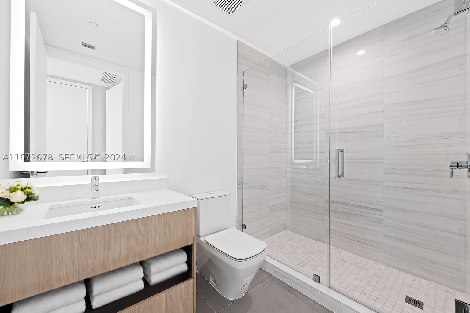PARAMOUNT MIAMI WORLDCENT - Residential