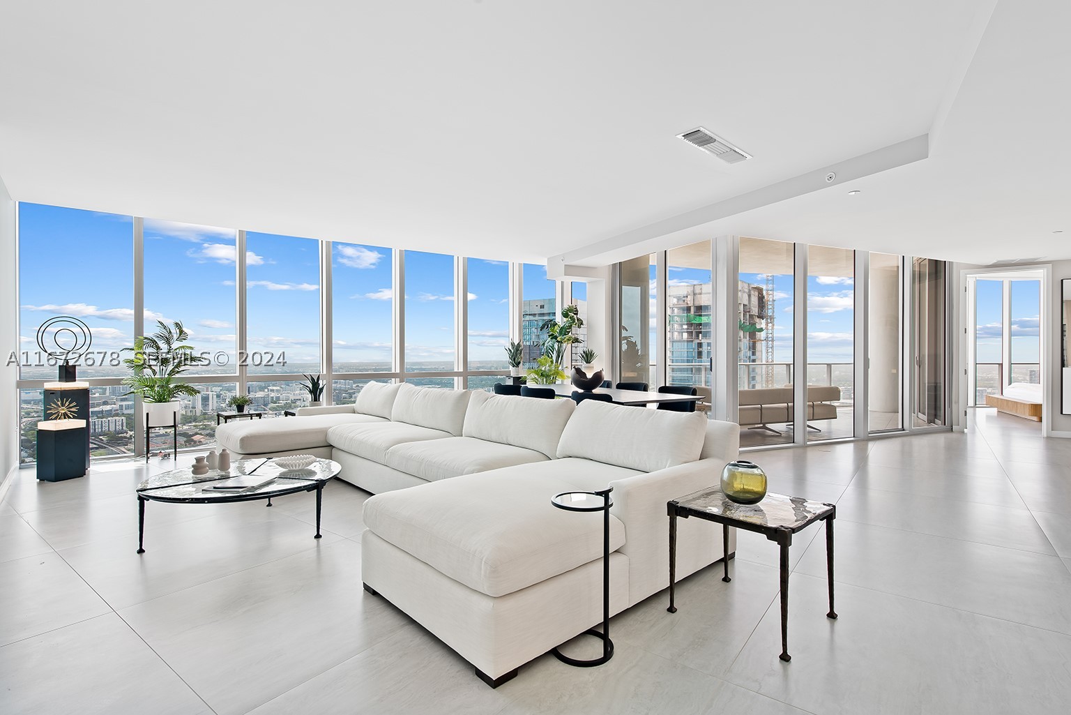 PARAMOUNT MIAMI WORLDCENT - Residential