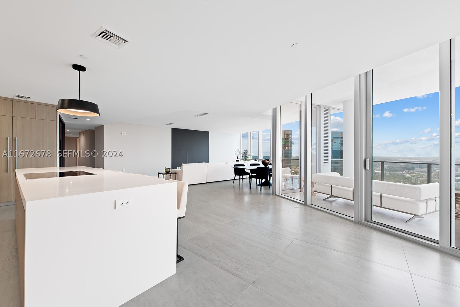 PARAMOUNT MIAMI WORLDCENT - Residential