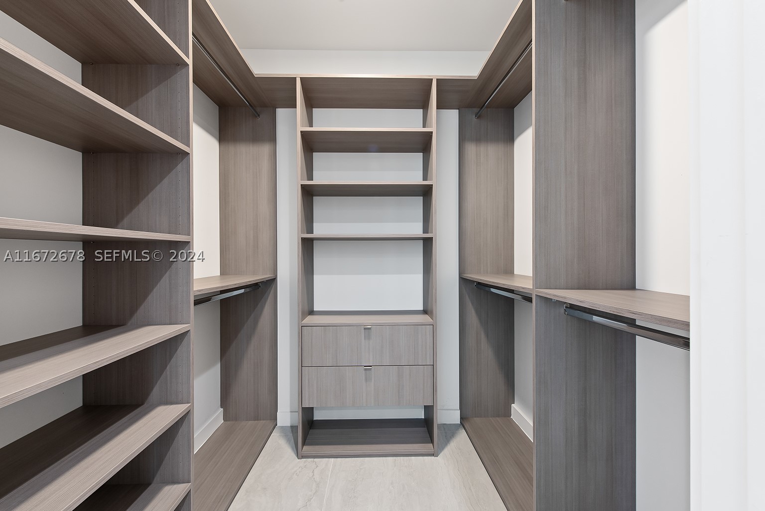 PARAMOUNT MIAMI WORLDCENT - Residential