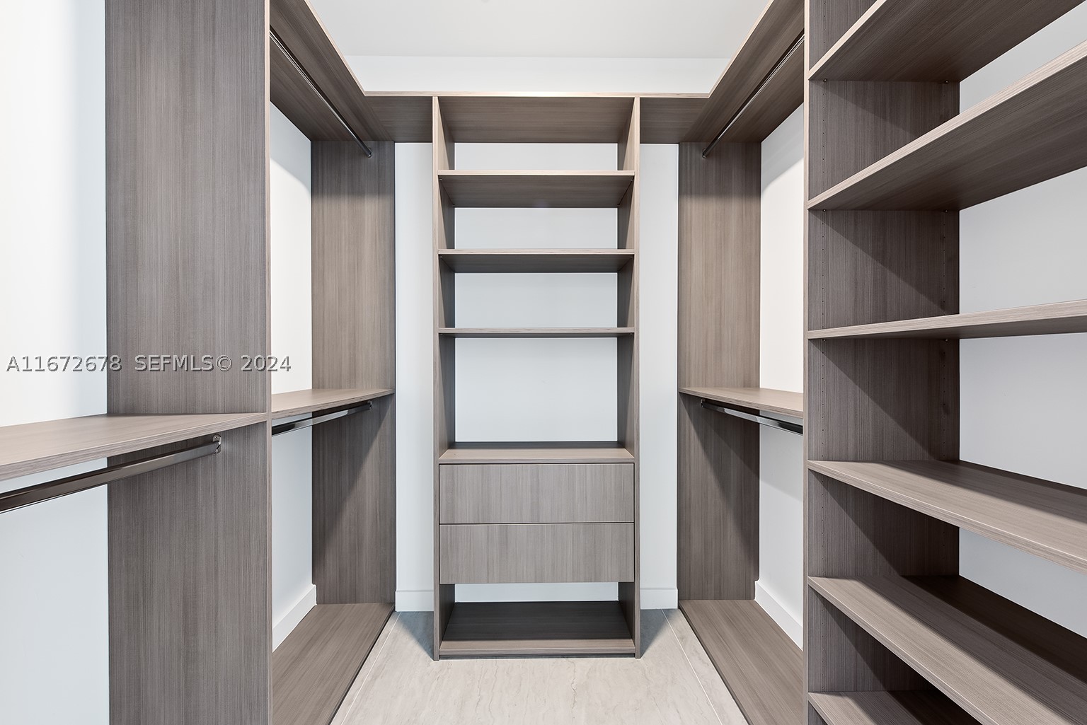 PARAMOUNT MIAMI WORLDCENT - Residential