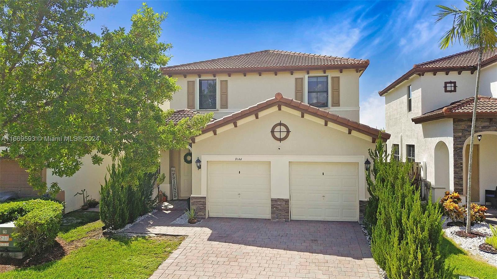LAKES BY THE BAY FAYE REP - Residential