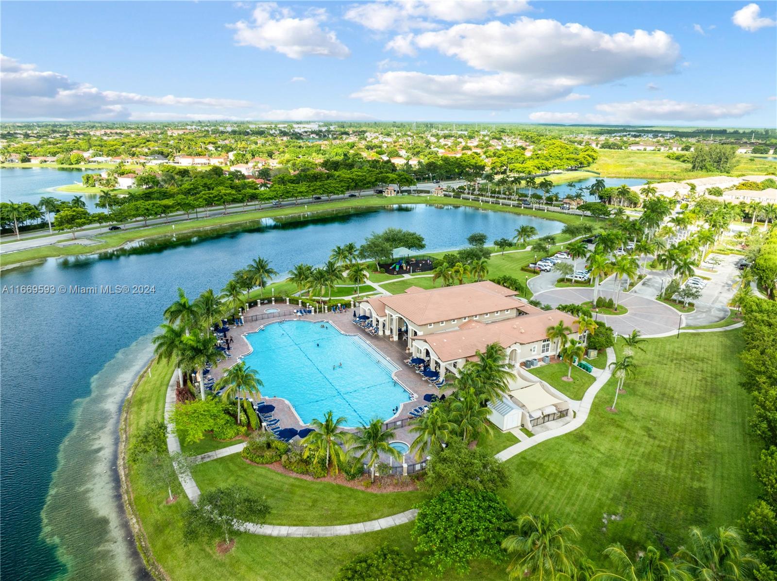 LAKES BY THE BAY FAYE REP - Residential