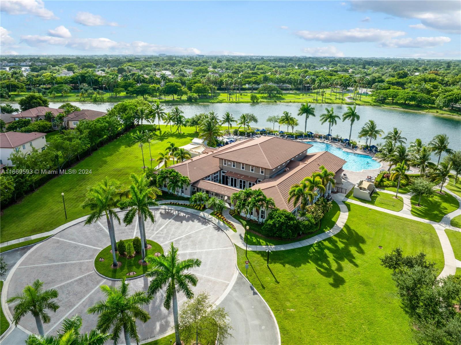 LAKES BY THE BAY FAYE REP - Residential