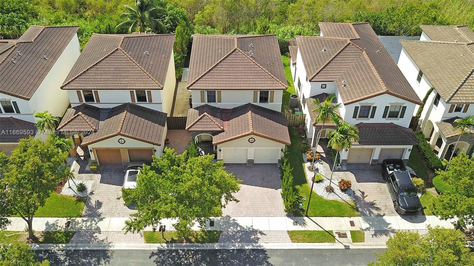 LAKES BY THE BAY FAYE REP - Residential