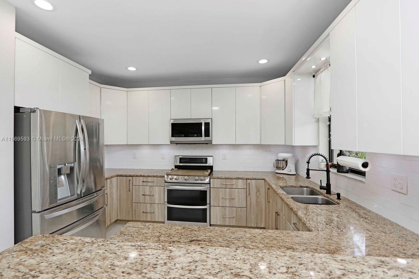 LAKES BY THE BAY FAYE REP - Residential