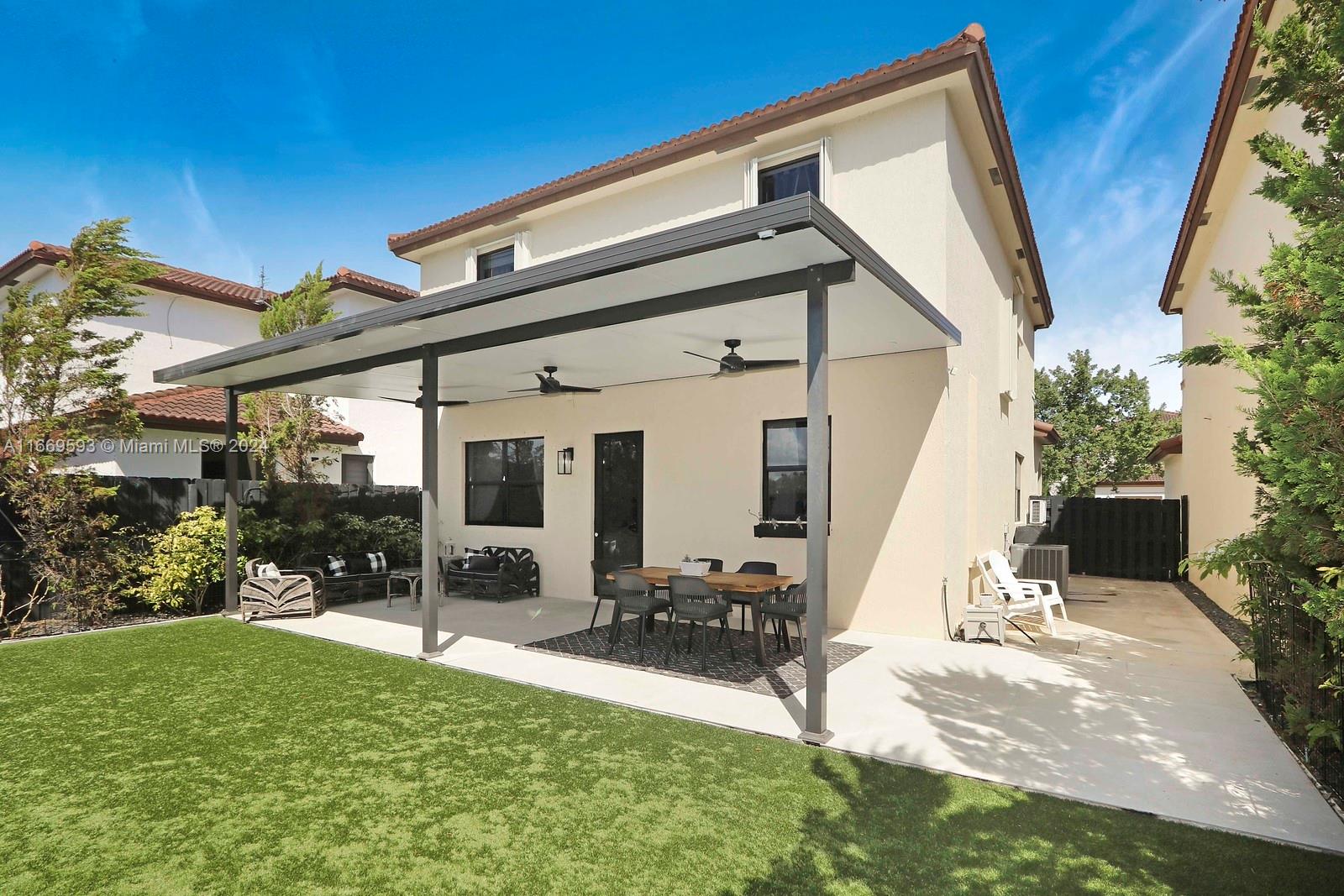 LAKES BY THE BAY FAYE REP - Residential