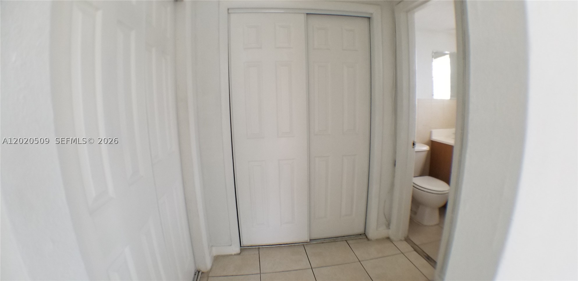 THE WHITE HOUSE CONDO - Residential