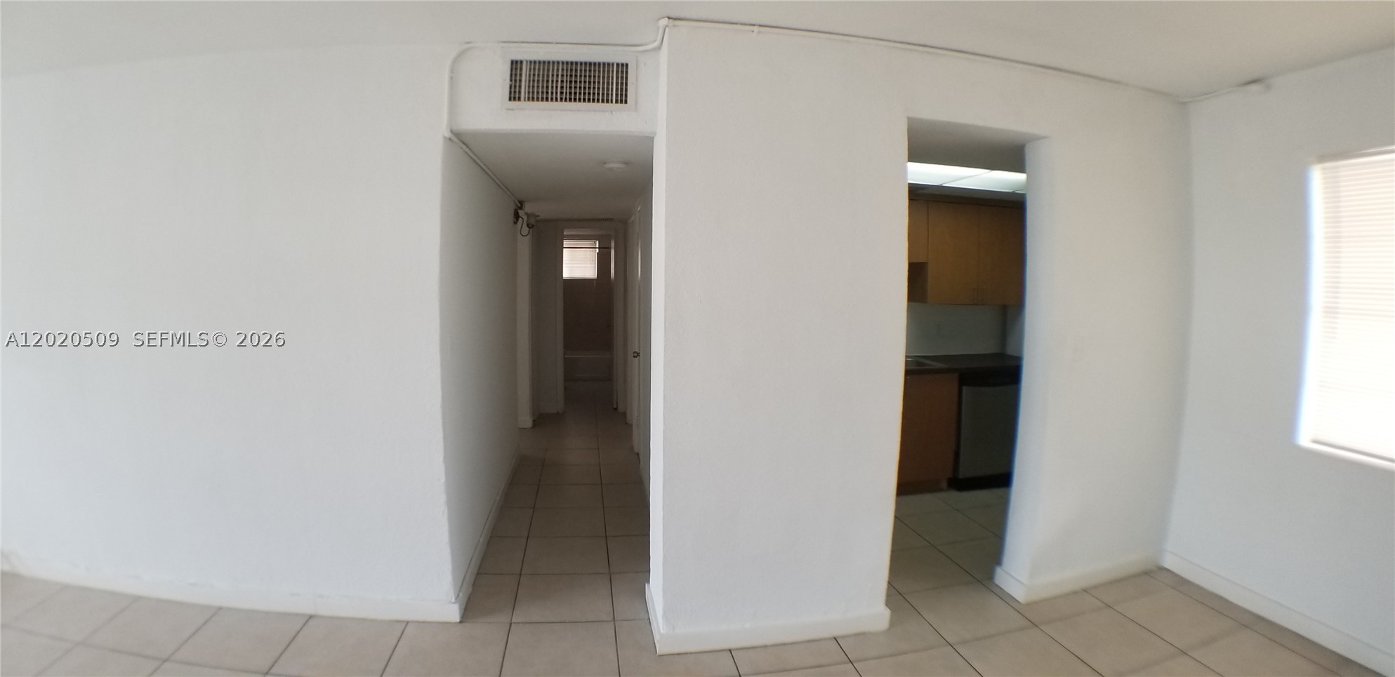 THE WHITE HOUSE CONDO - Residential