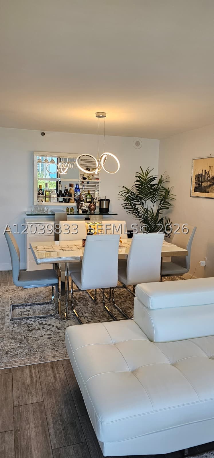FAIRVIEW HOUSE CONDO - Residential