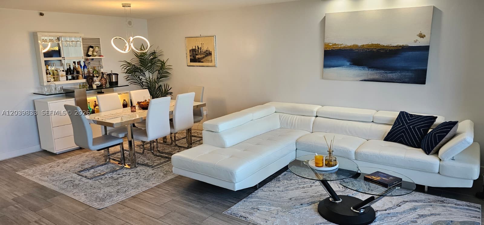 FAIRVIEW HOUSE CONDO - Residential