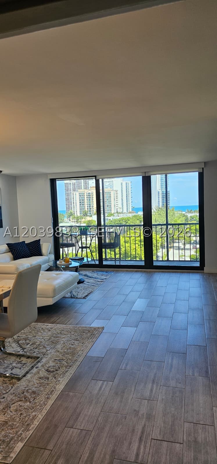 FAIRVIEW HOUSE CONDO - Residential