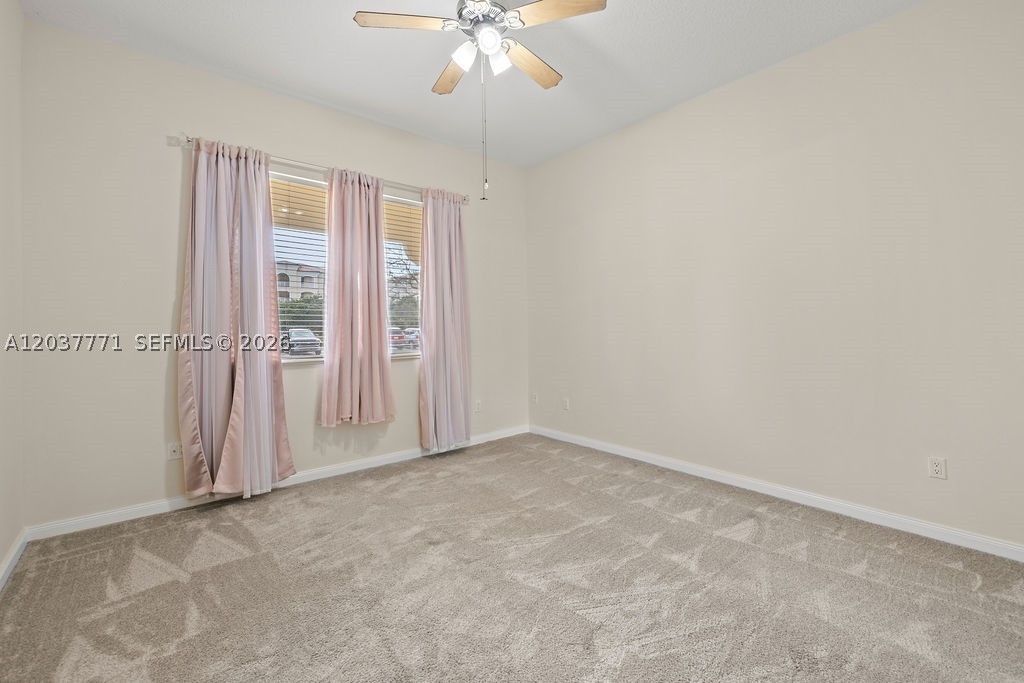 HARBOUR ISLE AT HUTCHINSO - Residential Lease