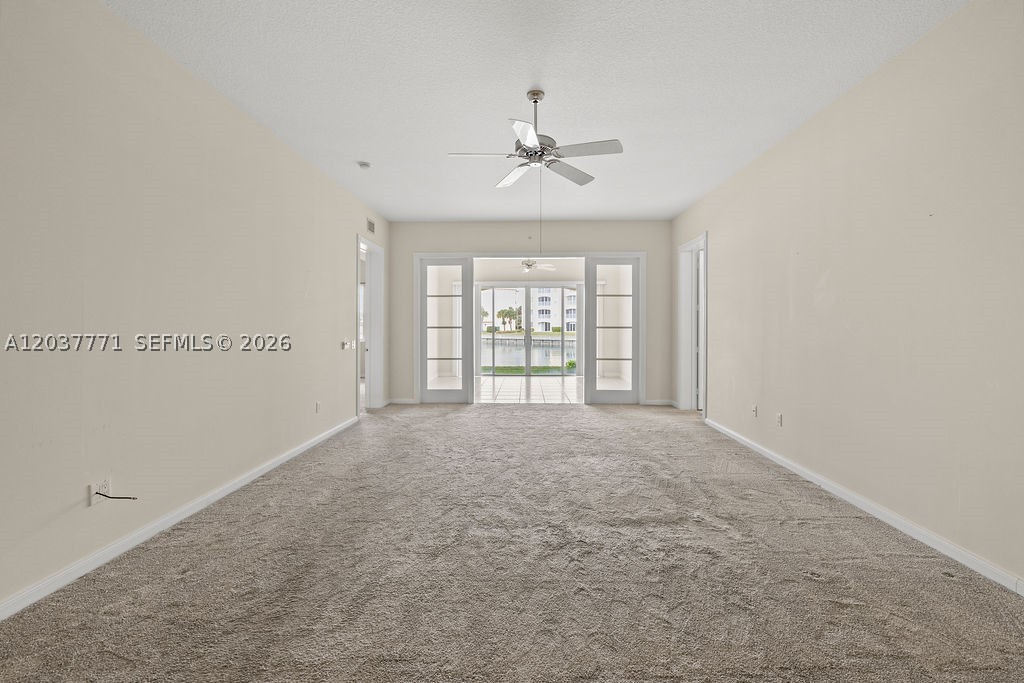 HARBOUR ISLE AT HUTCHINSO - Residential Lease