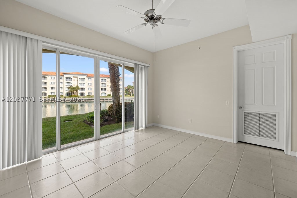 HARBOUR ISLE AT HUTCHINSO - Residential Lease