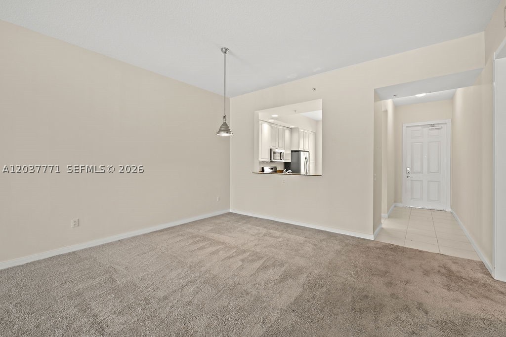 HARBOUR ISLE AT HUTCHINSO - Residential Lease