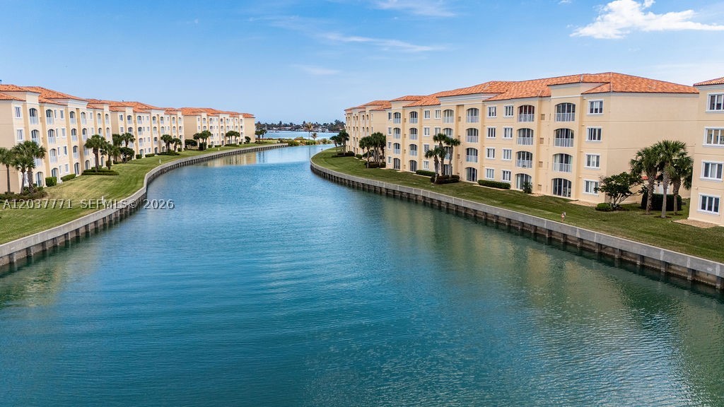 HARBOUR ISLE AT HUTCHINSO - Residential Lease