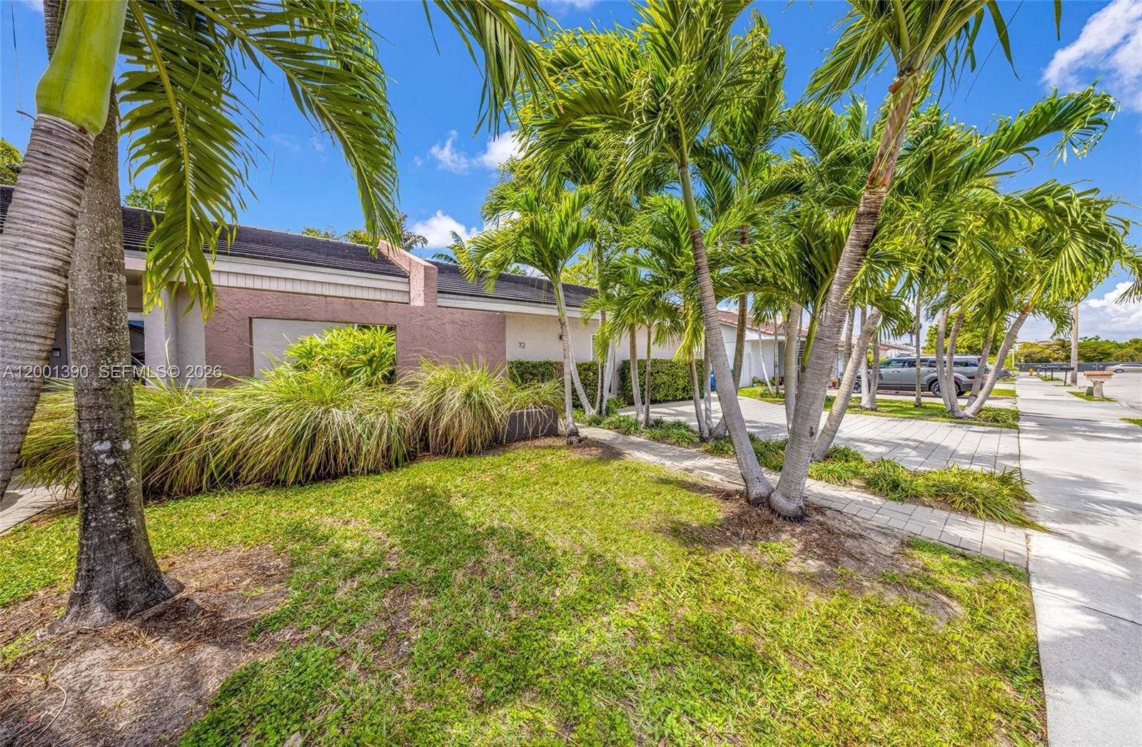 SWEETWATER HILLS - Residential Lease