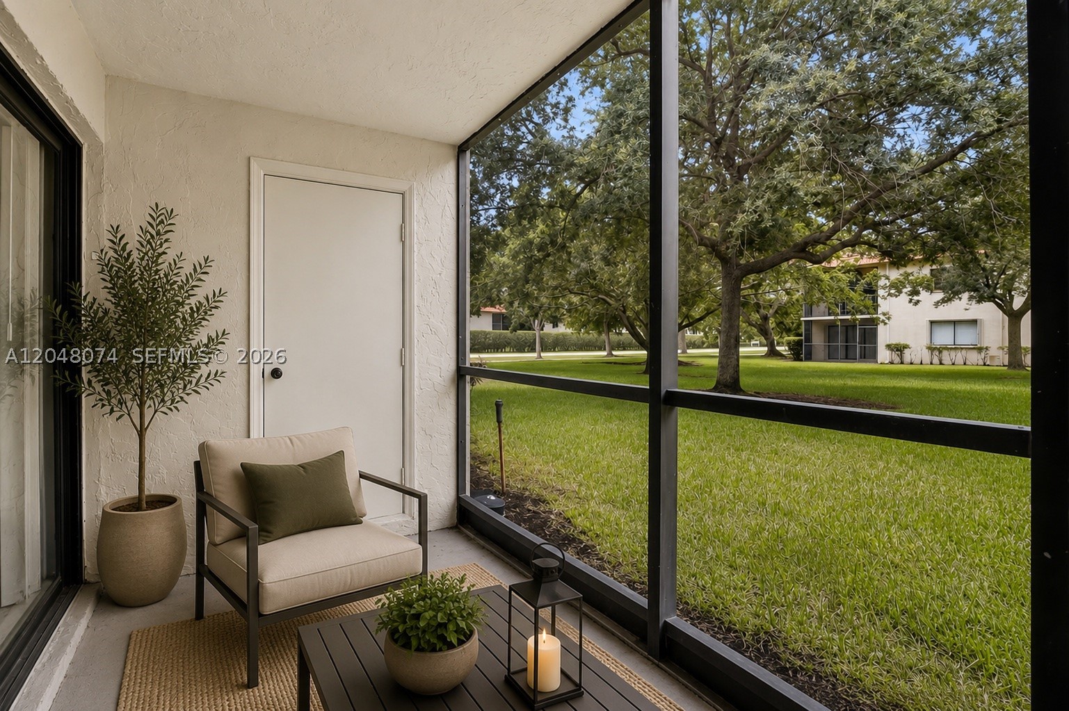 RACQUET CLUB APTS AT BONA - Residential