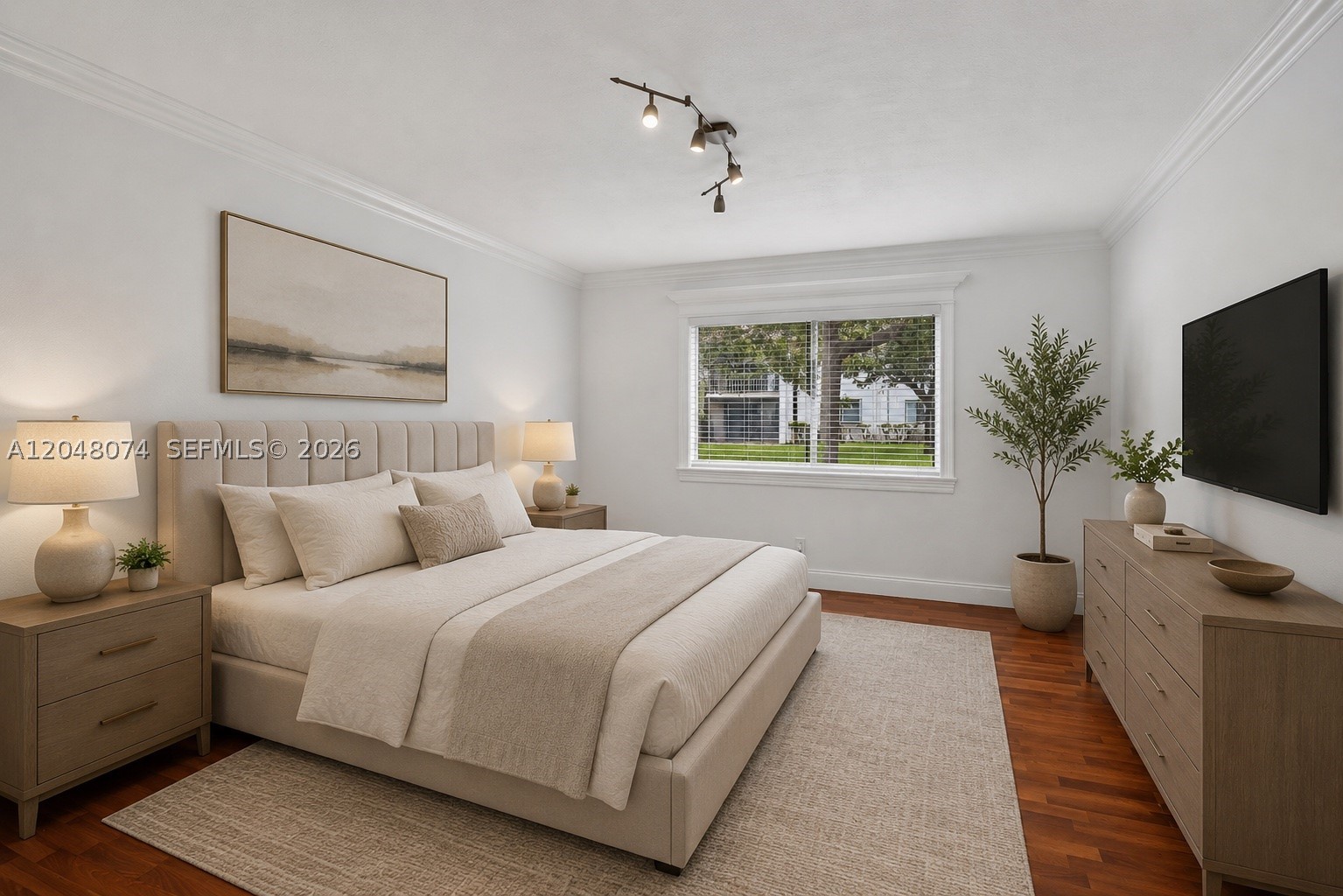 RACQUET CLUB APTS AT BONA - Residential