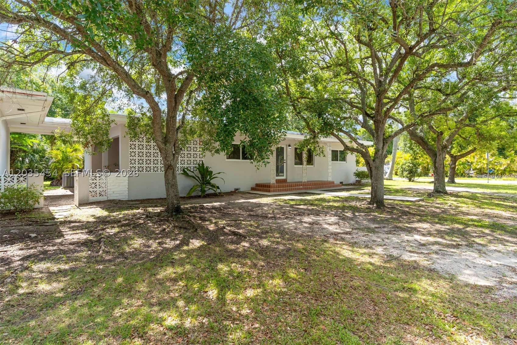 DOWNER PALMS DIV NO 1 - Residential