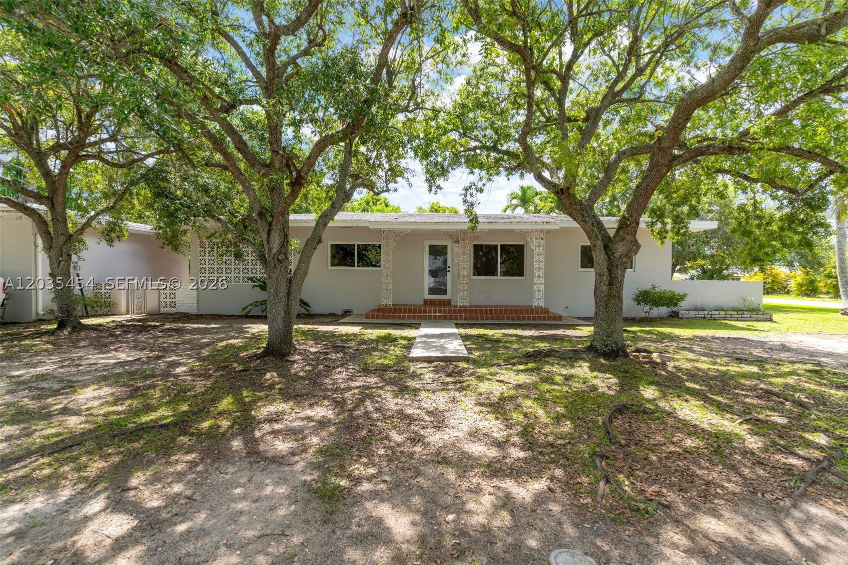 DOWNER PALMS DIV NO 1 - Residential