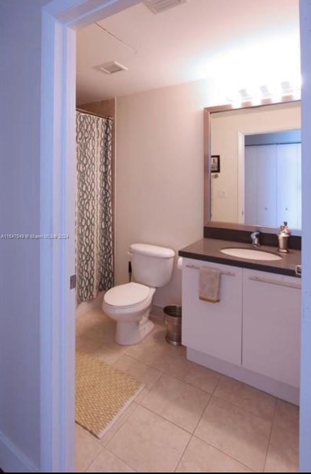 IVY CONDO - Residential