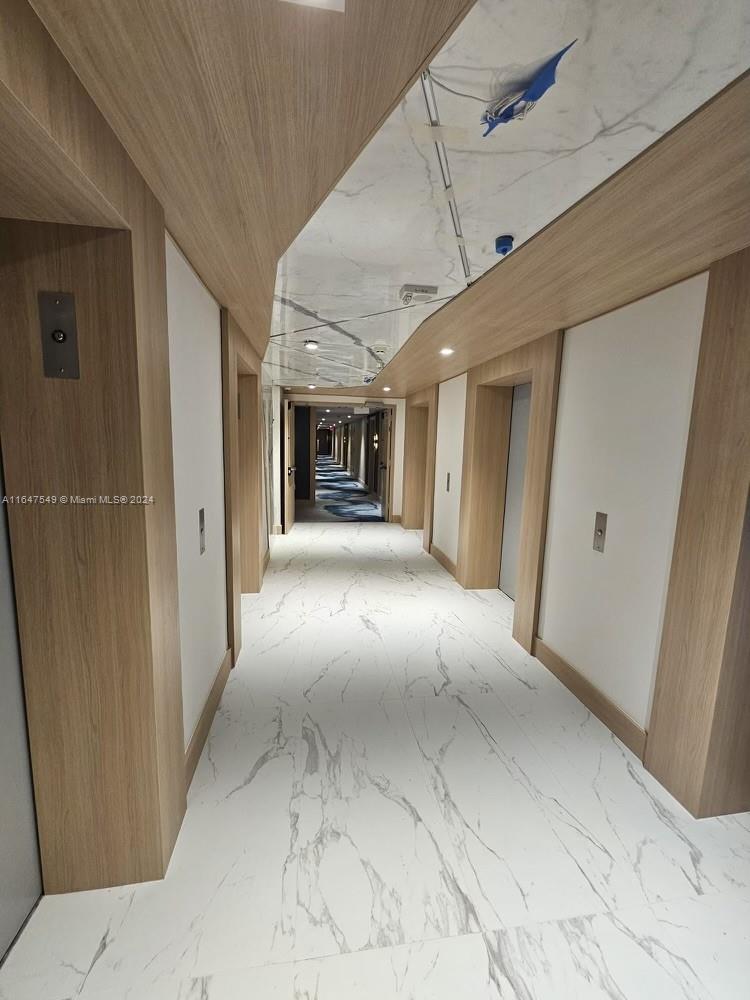 IVY CONDO - Residential