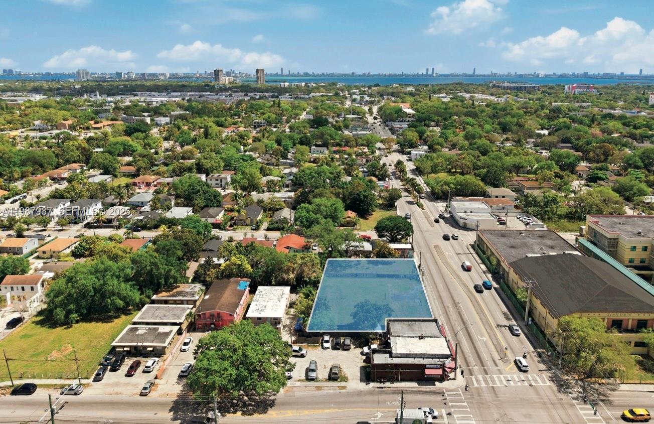 177–195 NW 62 Street presents an infill development opportunity within Miami’s Little Haiti / Little River corridor, an area experiencing continued growth and redevelopment driven by its proximity to Wynwood, the Design District, Midtown, and the Upper East Side. The surrounding neighborhood has also seen a influx of new creative, retail, and food & beverage (F&B) concepts, contributing to the area’s increasing vibrancy and appeal. The site benefits from strong connectivity to major thoroughfares including NW 62 Street, I-95, and Biscayne Boulevard, providing convenient access to Downtown Miami, the Design District, Miami Shores, and Miami Beach. Its central location within Miami’s urban core supports long-term demand from developers seeking well-located infill development sites.
Overall, the property offers a strategically located opportunity within one of Miami’s emerging redevelopment corridors, appealing to investors and developers targeting the continued expansion of the city’s urban residential and mixed-use growth.