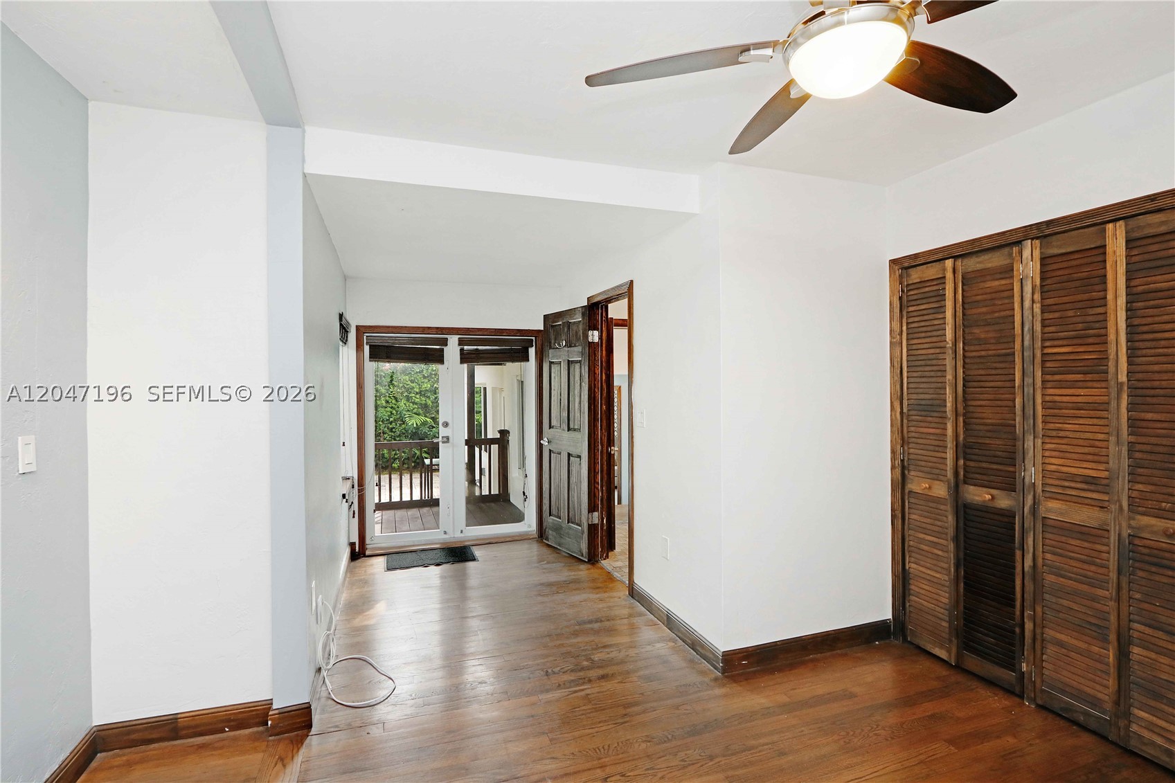 COCONUT GROVE SEC 1 CORAL - Residential Lease