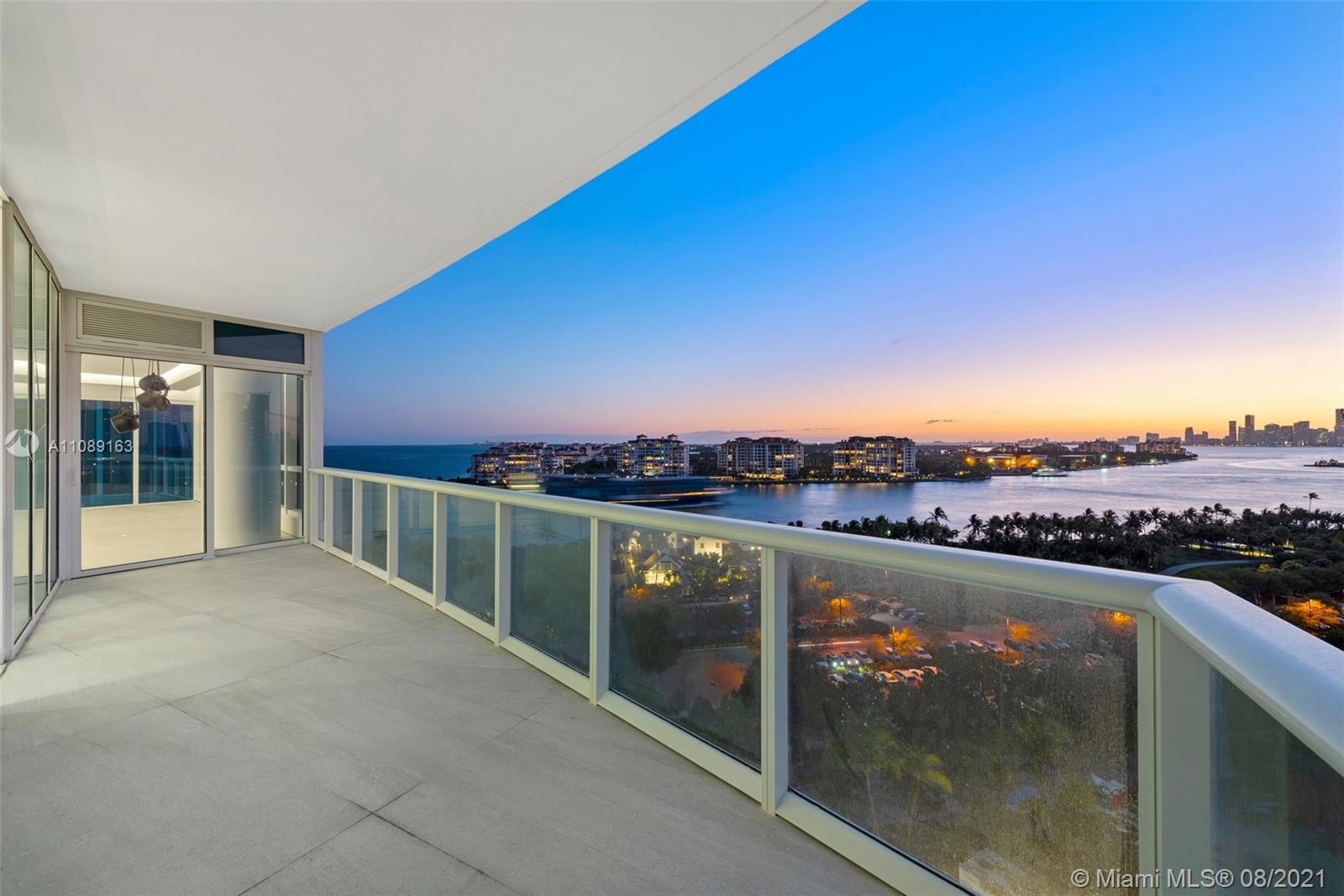 CONTINUUM ON SOUTH BEACH - Residential
