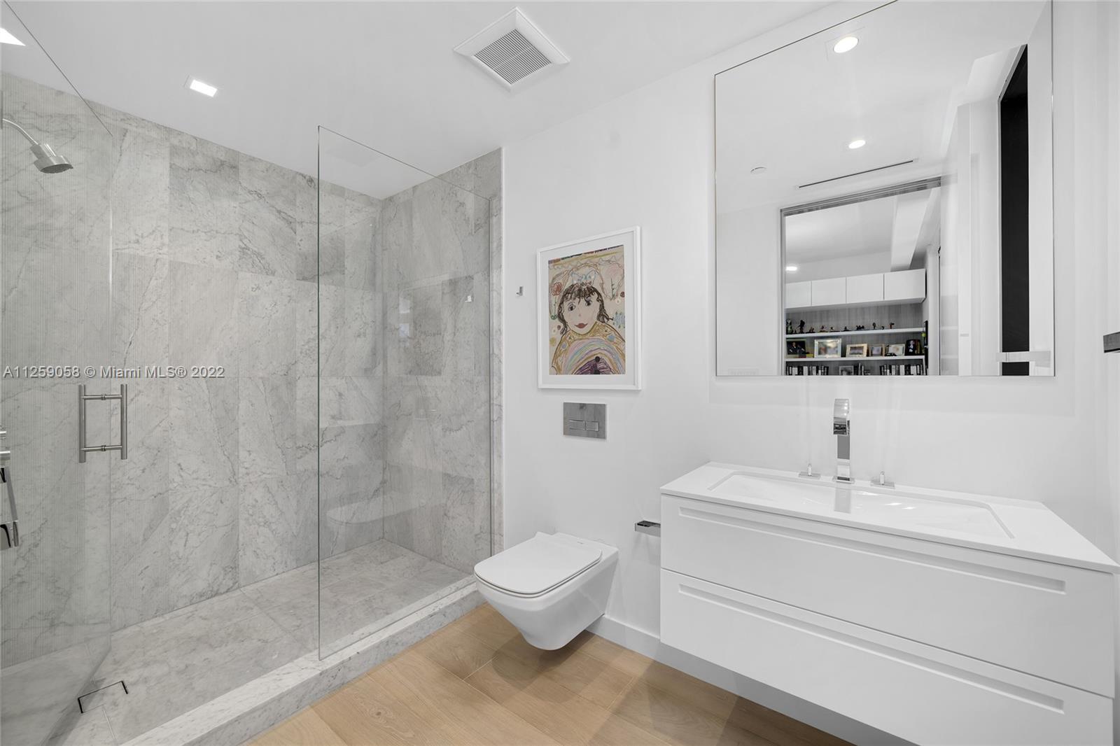 FISHER ISLAND - Residential
