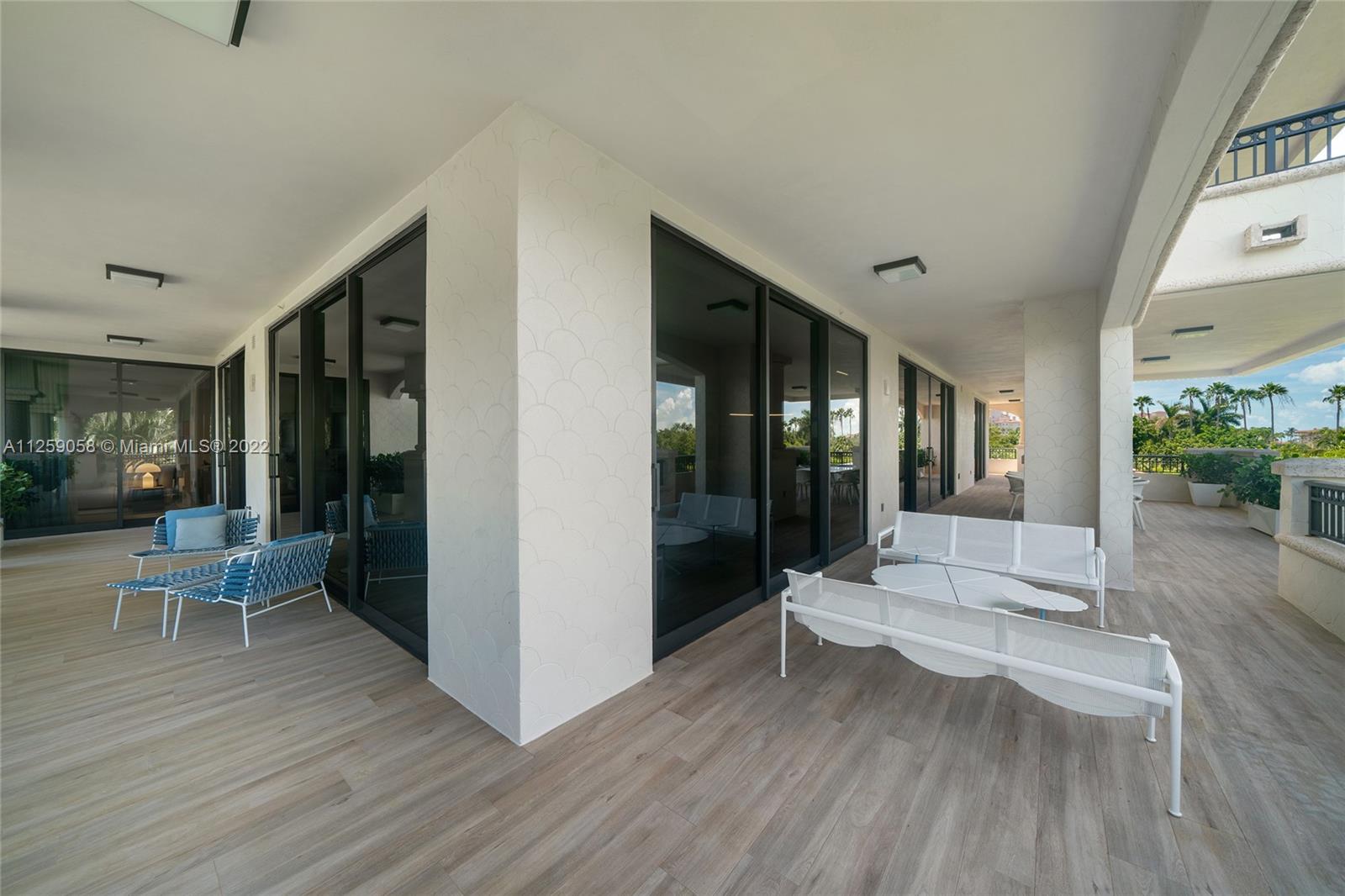 FISHER ISLAND - Residential