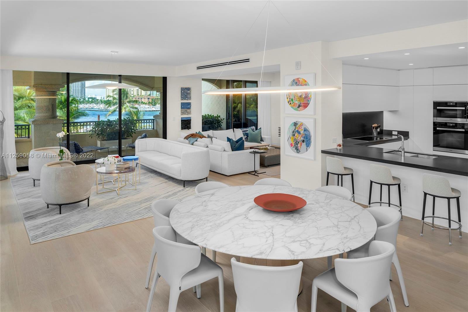 FISHER ISLAND - Residential