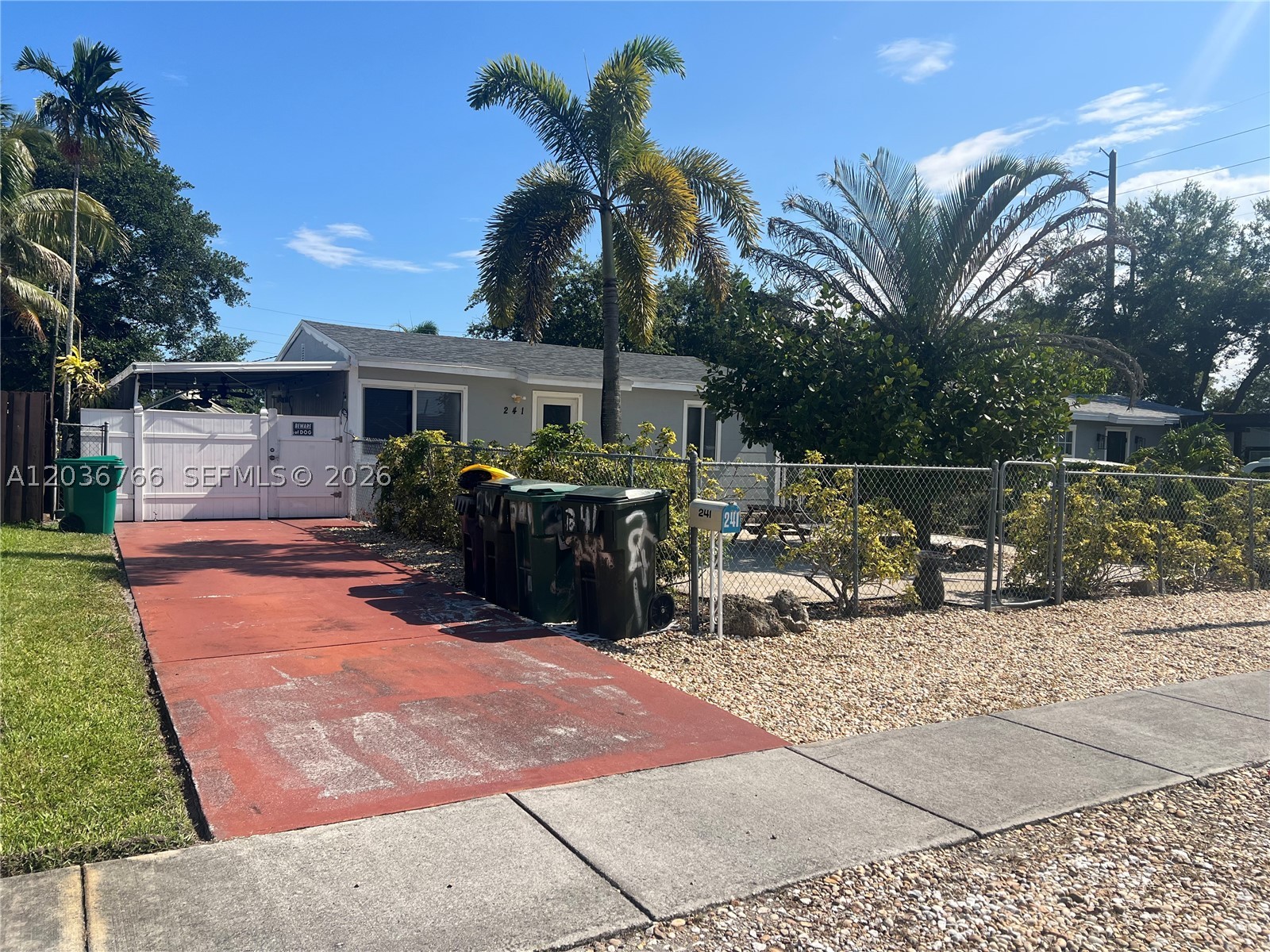 MODELO PARK - Residential Lease
