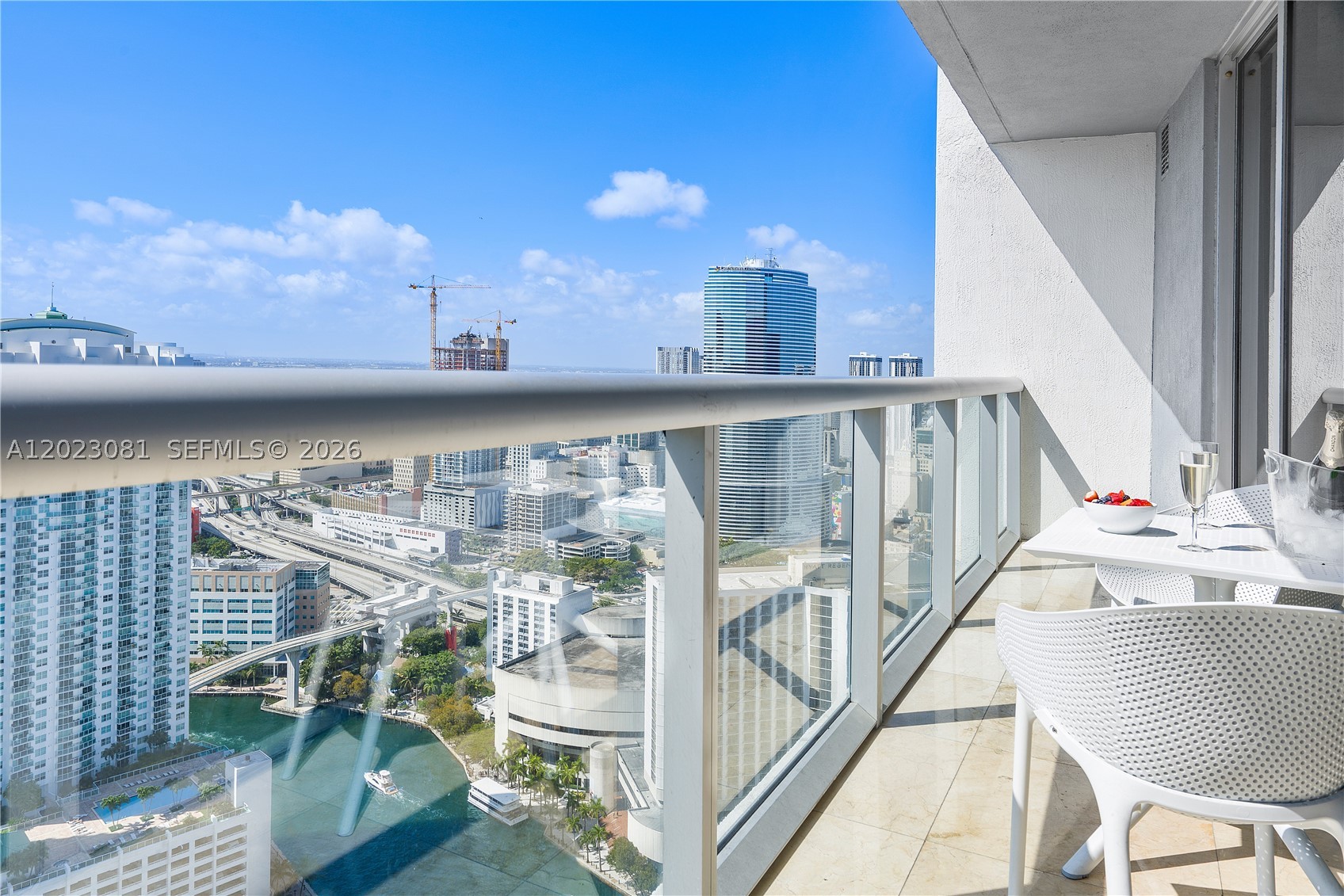 ICON BRICKELL CONDO NO 3 - Residential