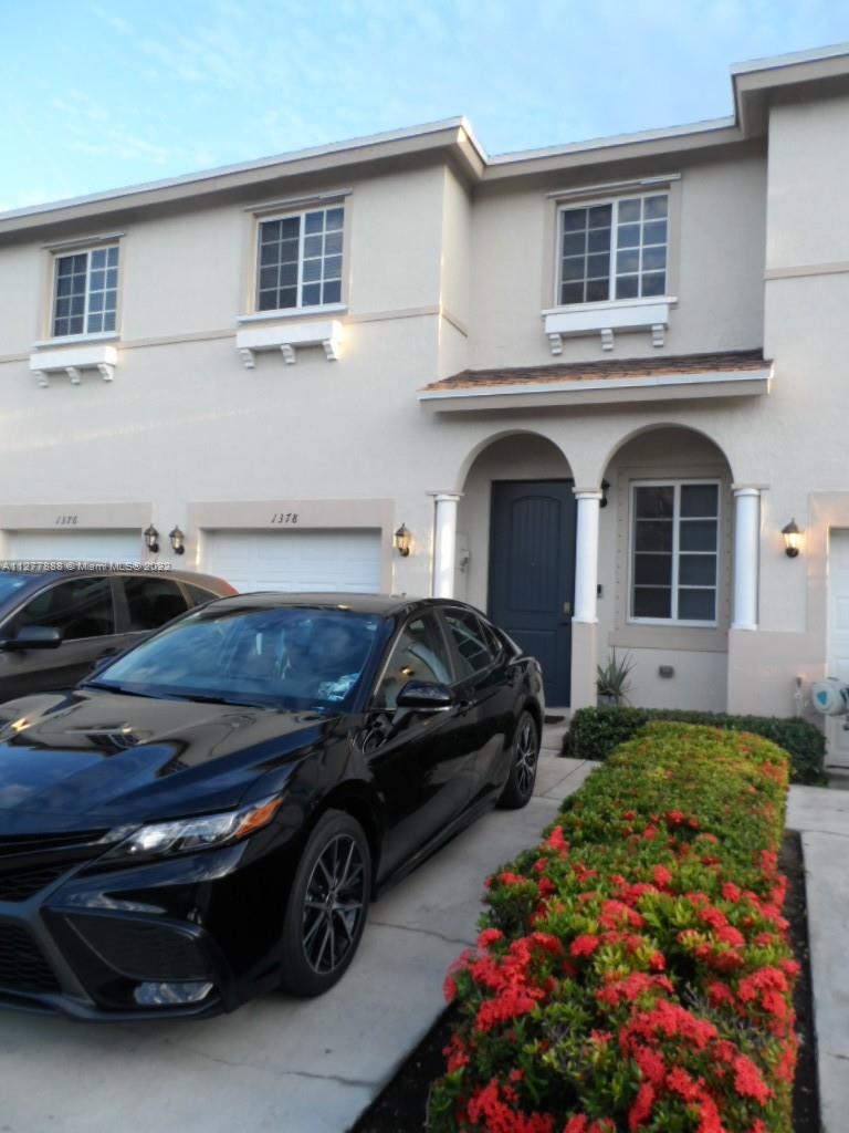 WALDEN TOWNHOMES - Residential