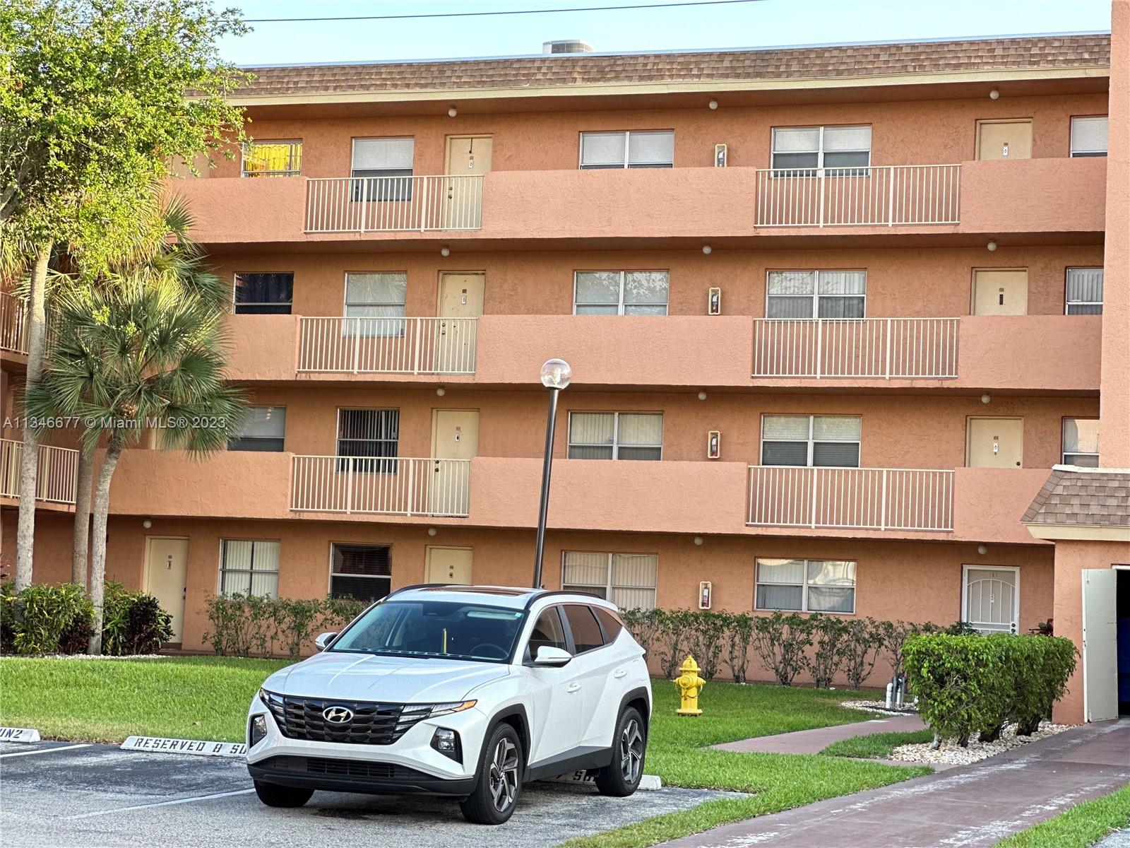 Well maintained 2/2 corner unit with canal views located in the community of Sun Run Condominiums. Property is tenant occupied until June 30th, 2023.  All ages welcome!