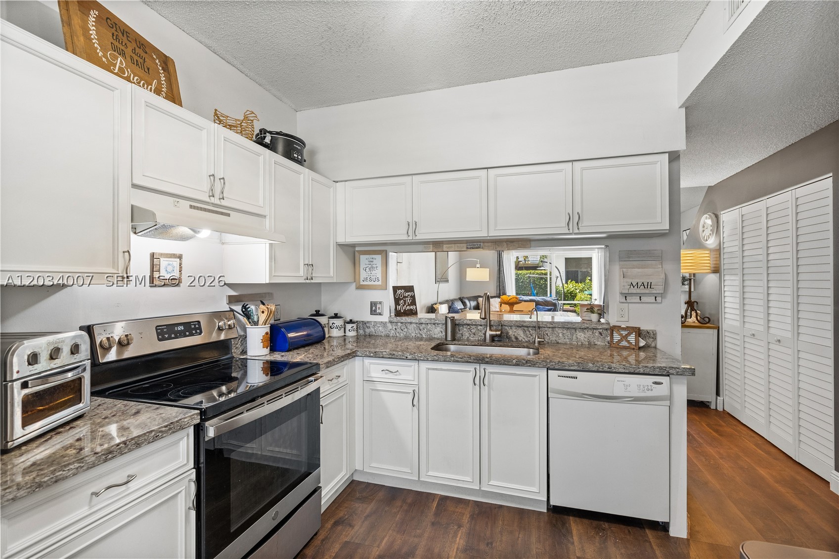 WESTVIEW VILLAGE ADDITION - Residential