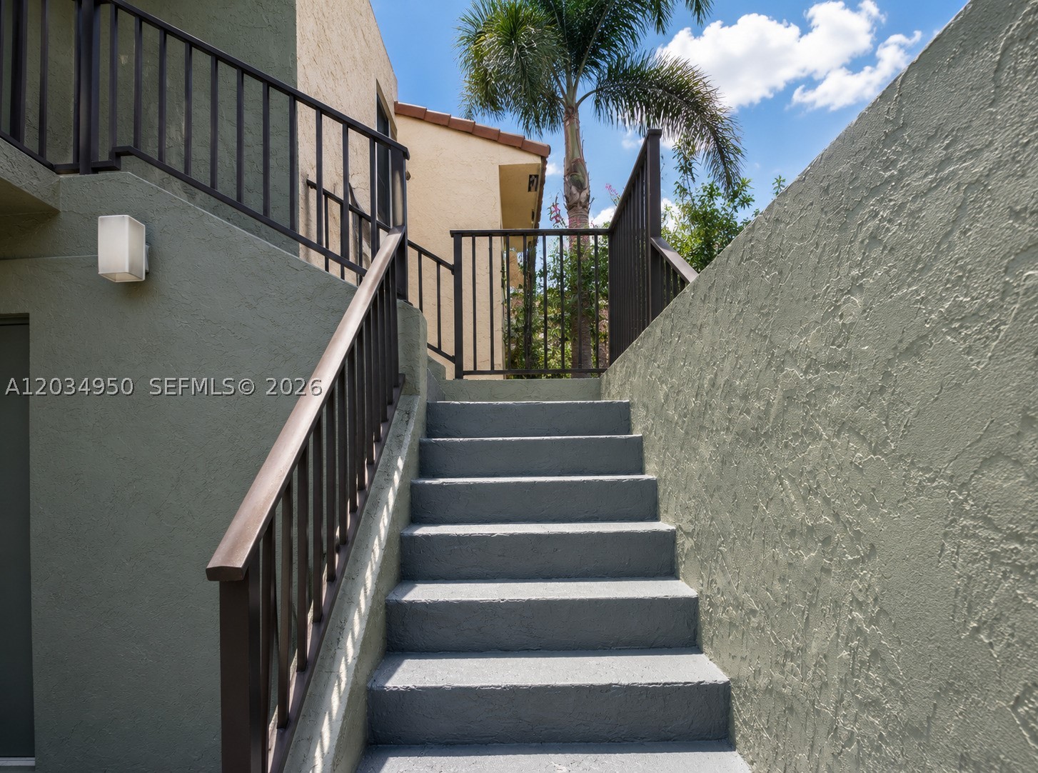 PATIOS OF OAKWOOD CONDO - Residential Lease