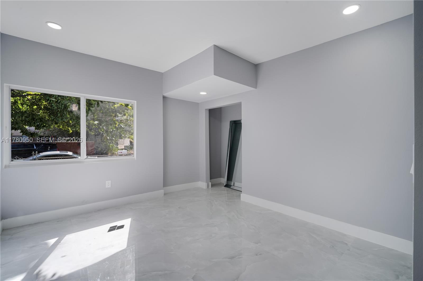 SECOND WESTMORELAND ADDN - Residential Income