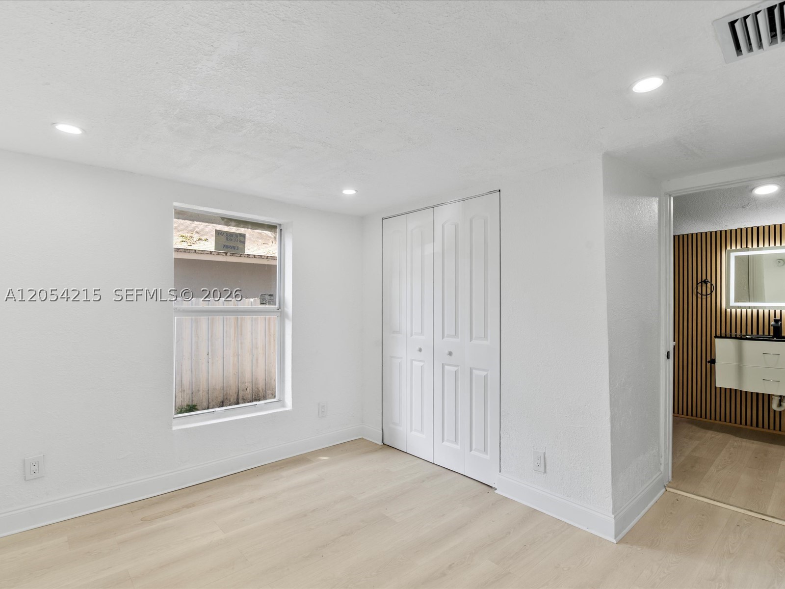 LIBERTY CITY - Residential Lease