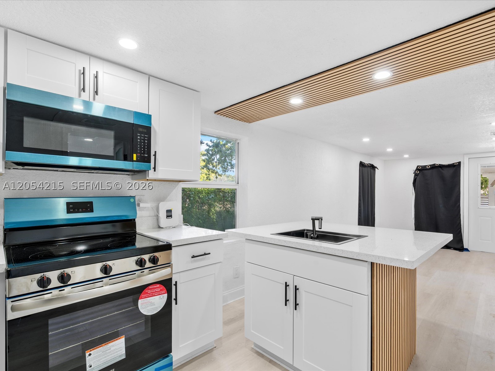 LIBERTY CITY - Residential Lease